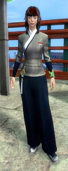 File:Xunlai Jade Sales Associate 5.jpg