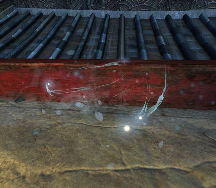 File:Glorious Canthan Chest (invisible).jpg